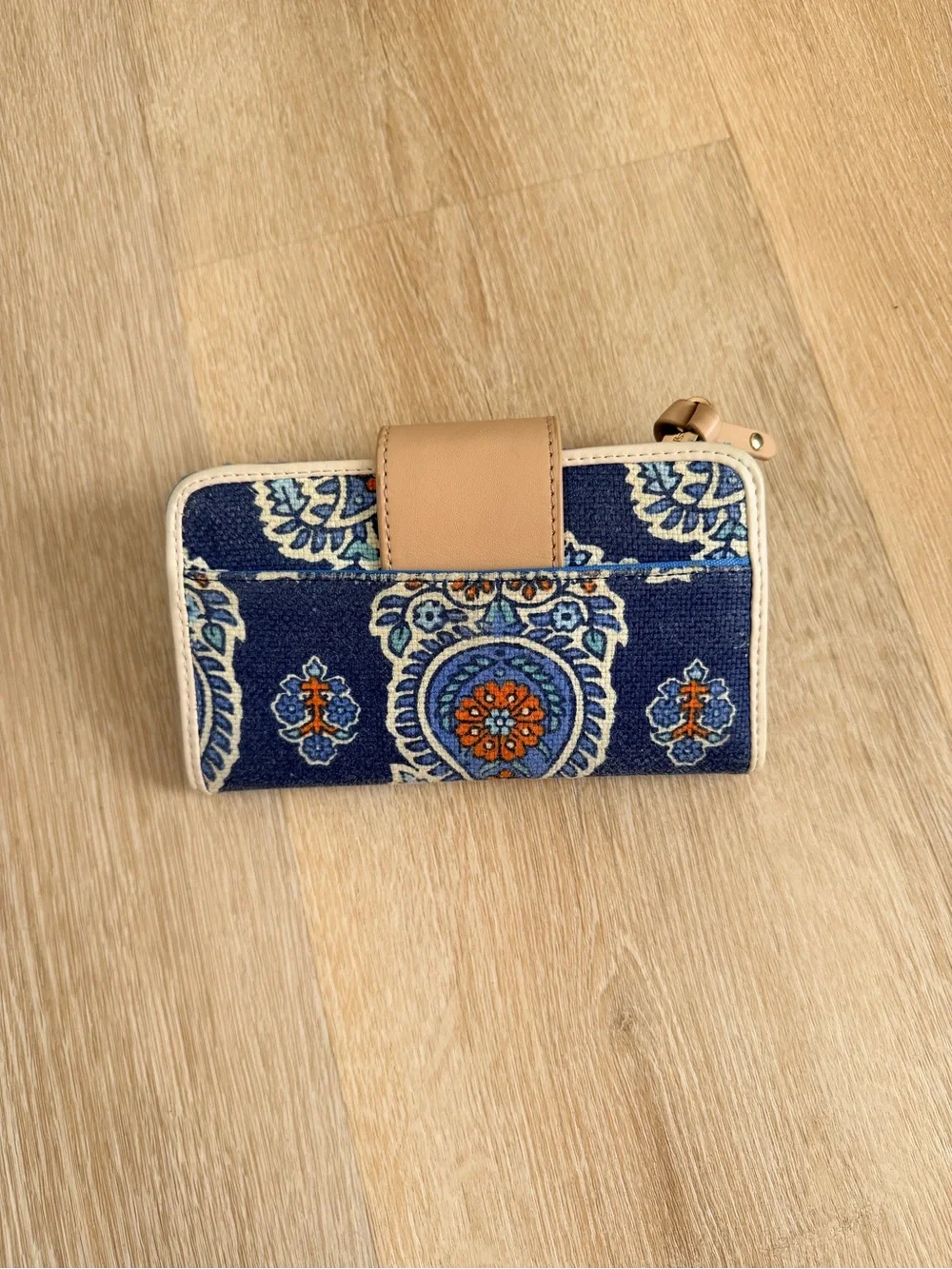 RARE Spartina 449 Turnkey Wallet Boheme Yacht Club Navy Floral Linen Leather